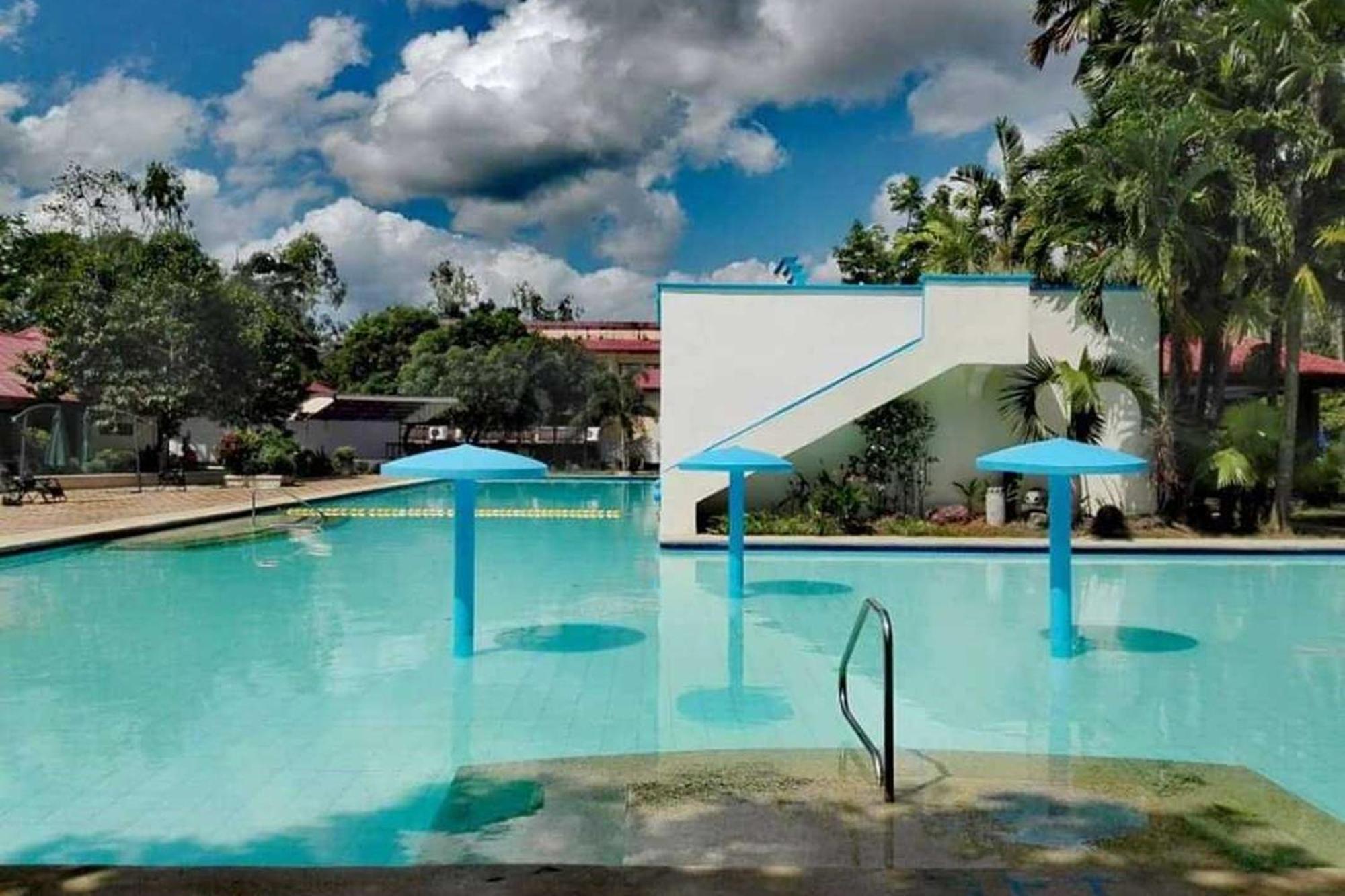 Grand Villa Laguna Bay Exterior photo
