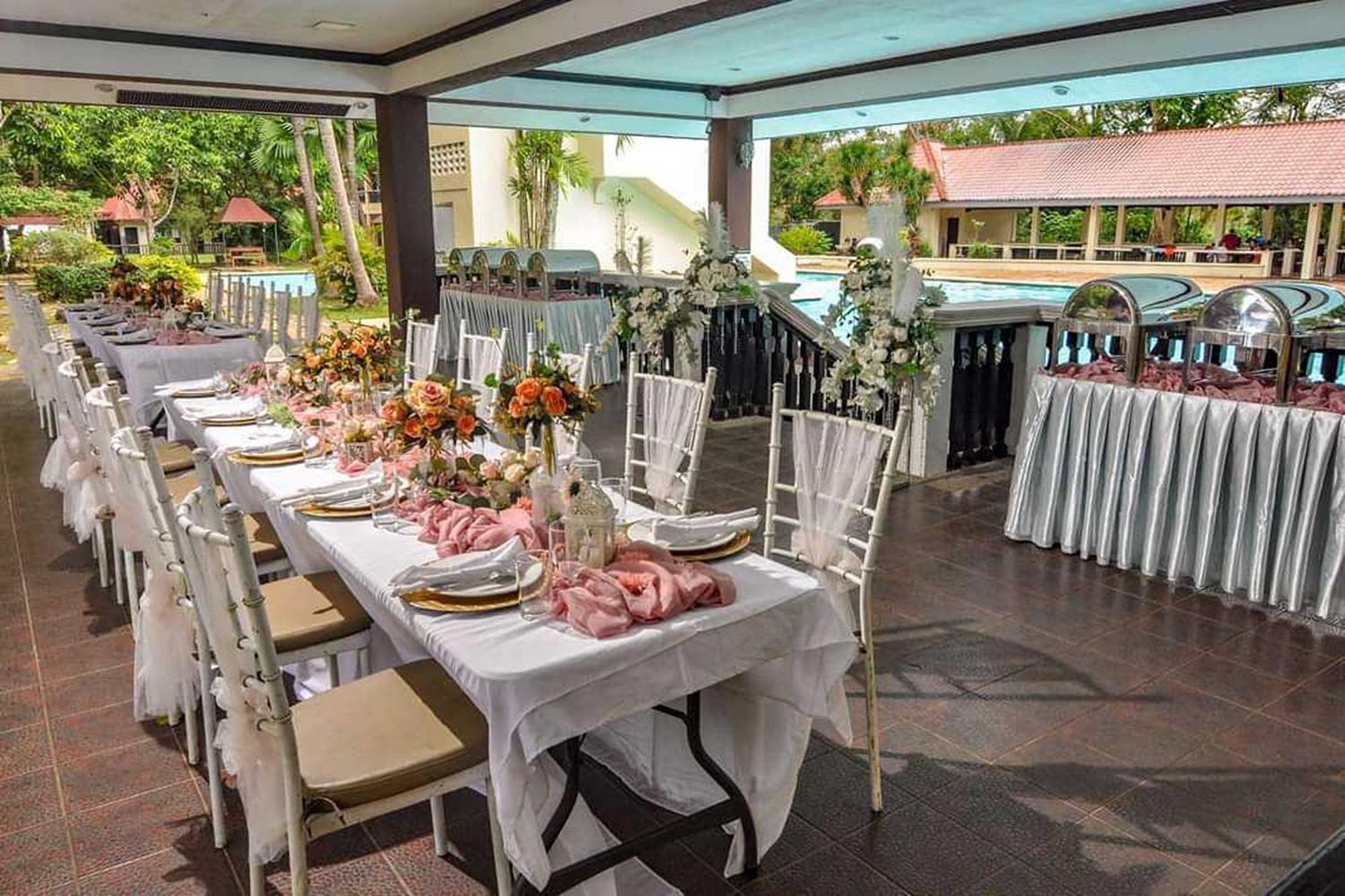 Grand Villa Laguna Bay Exterior photo
